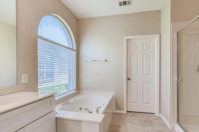 $2,550 | 9937 Appletree Way, Fort Worth, TX 76244