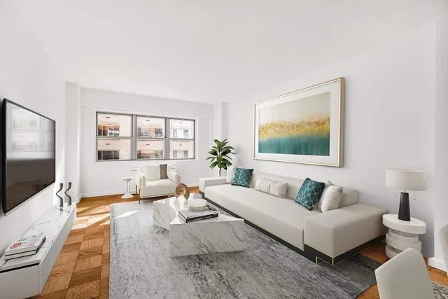 $645,000 | 27 East 65th Street, Unit 6E | Lenox Hill