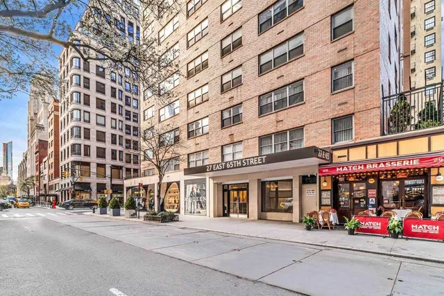 $645,000 | 27 East 65th Street, Unit 6E | Lenox Hill