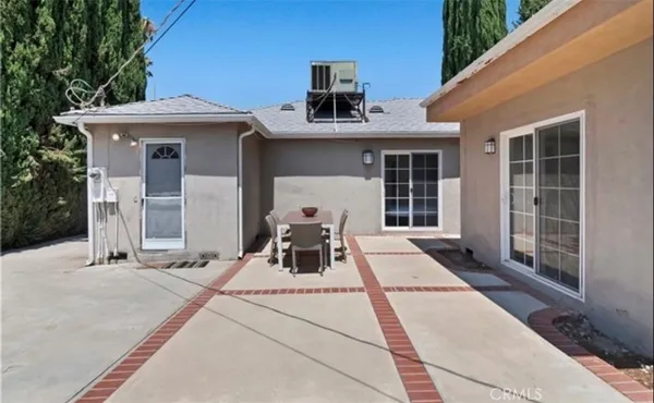 $5,595 | 16828 Margate Street, Encino, CA 91436