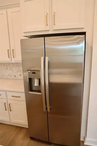 a close view of a refrigerator in kitchen