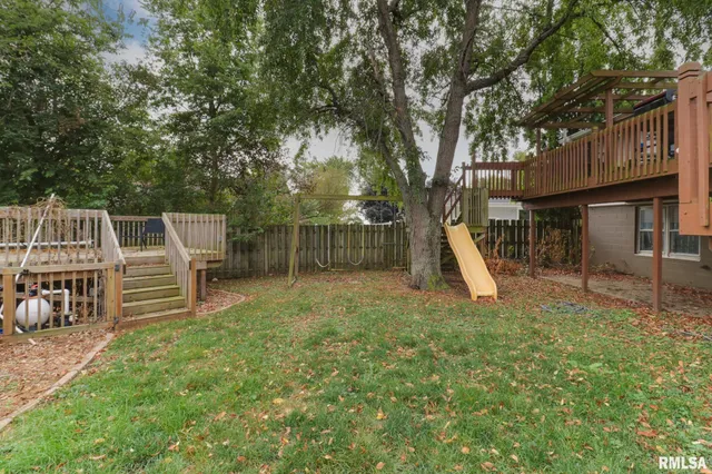 $247,000 | 207 Heritage Court, Delavan, IL 61734