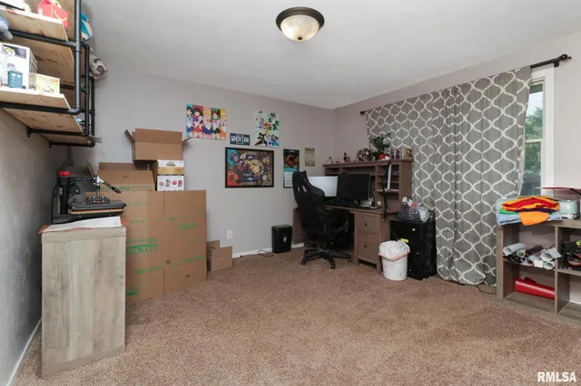 $247,000 | 207 Heritage Court, Delavan, IL 61734