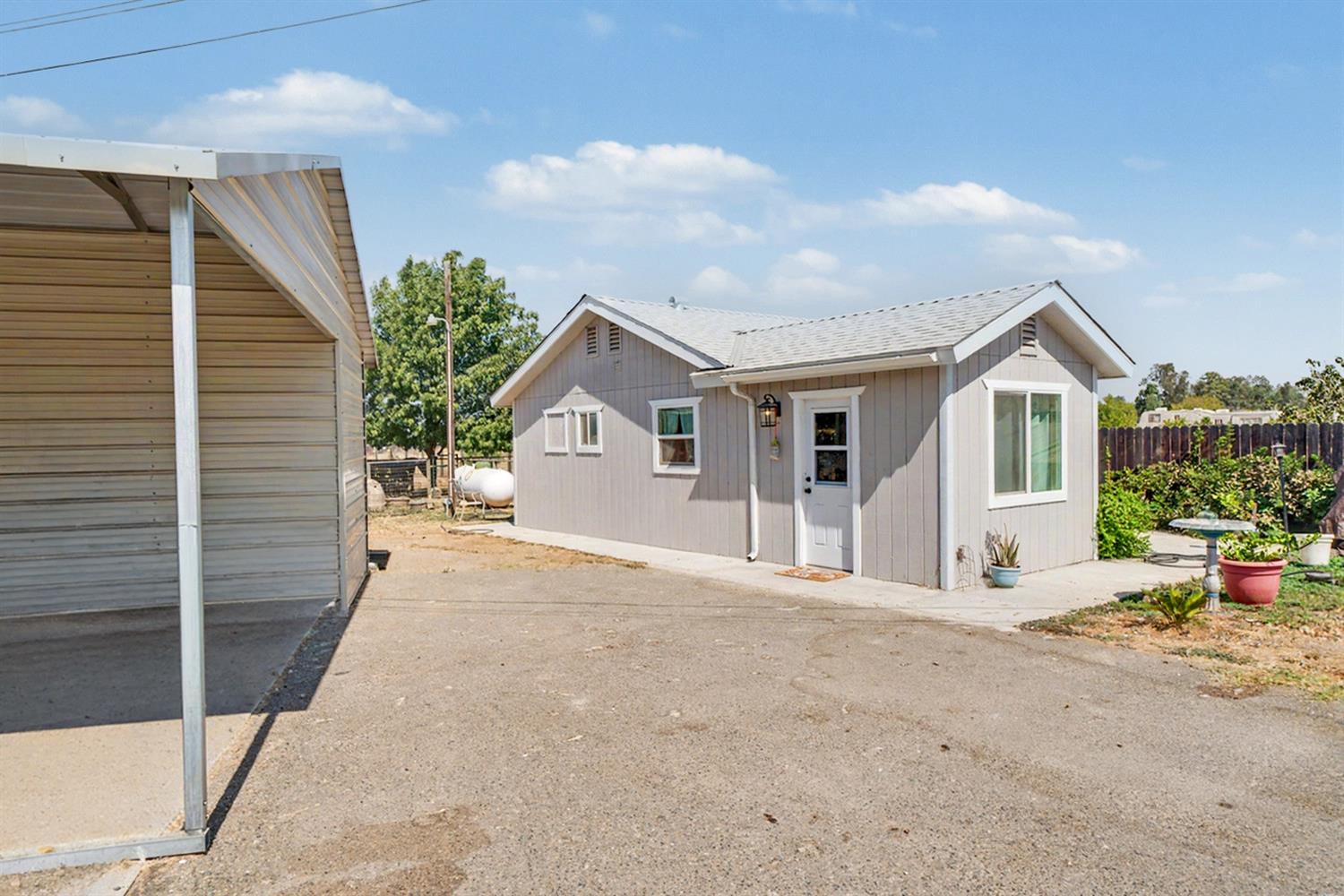 17112 Monreal Road Madera, CA 93636 - Photo 21 of 45 Gallery Image 21