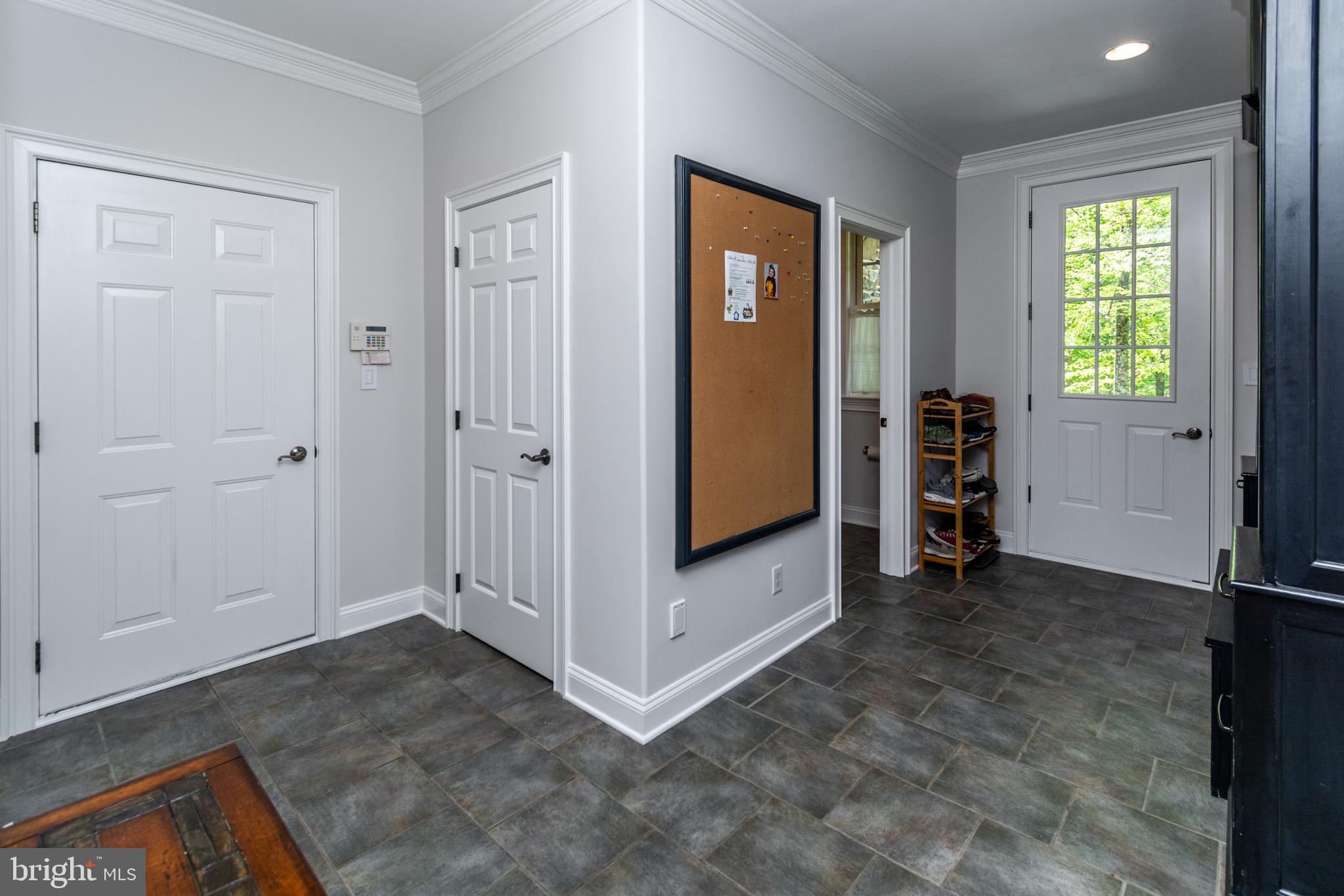 1258 Eagle Road New Hope, PA 18938 - Photo 54 of 105 an empty room with windows and closet