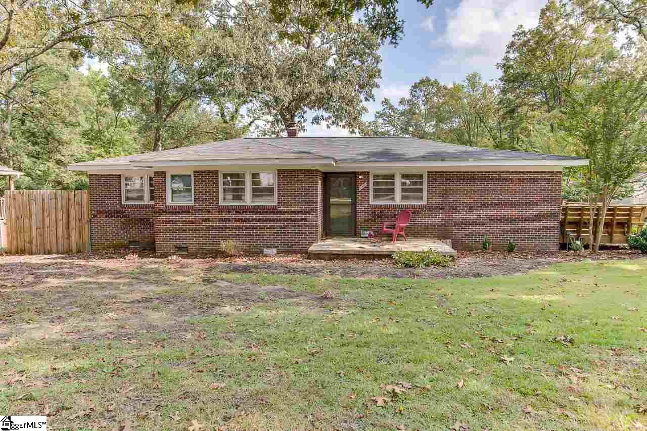 4200 Edwards Road Taylors, SC 29687 - Photo 2 of 29 Gallery Image 2