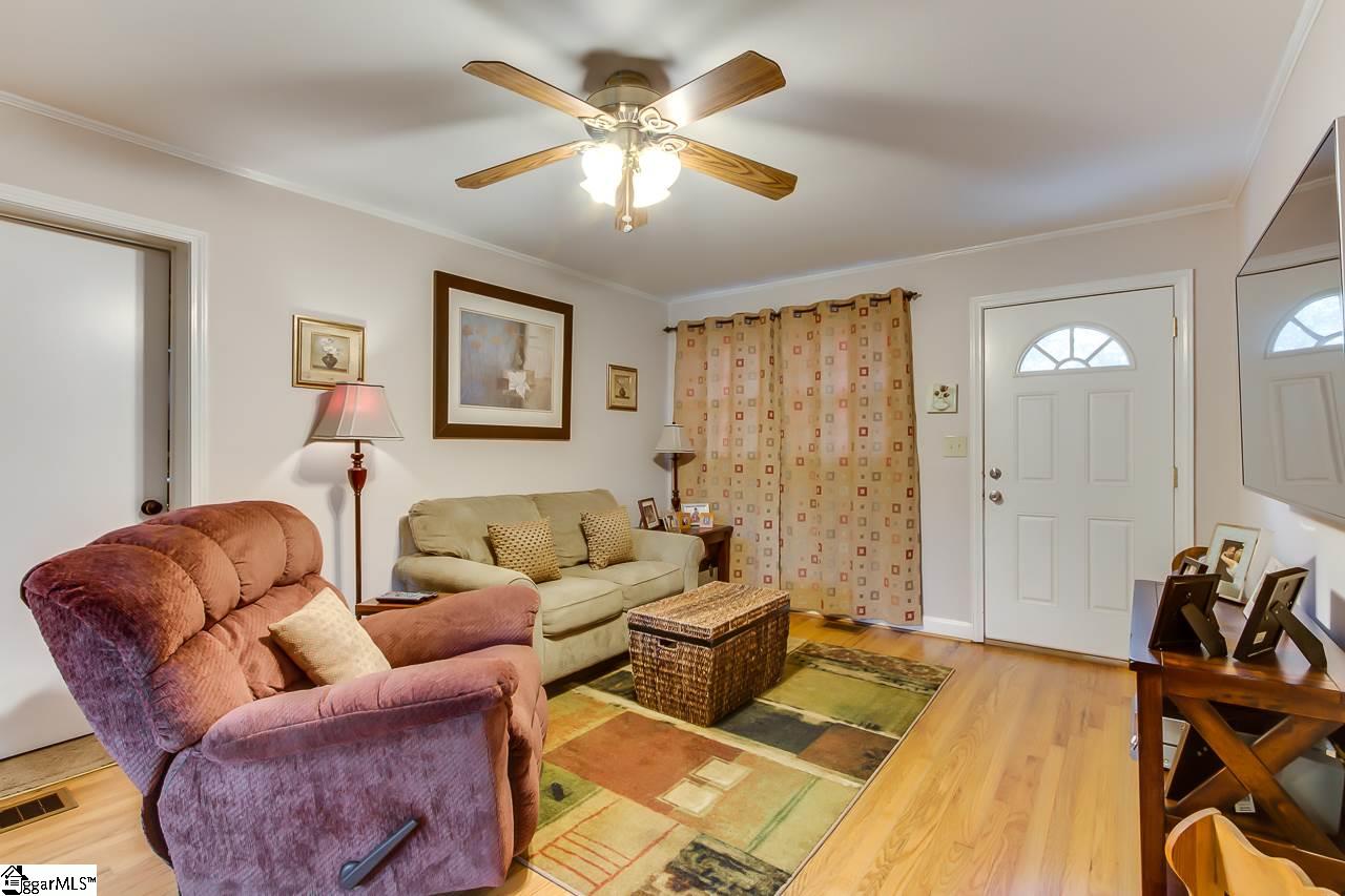4200 Edwards Road Taylors, SC 29687 - Photo 14 of 29 Gallery Image 14