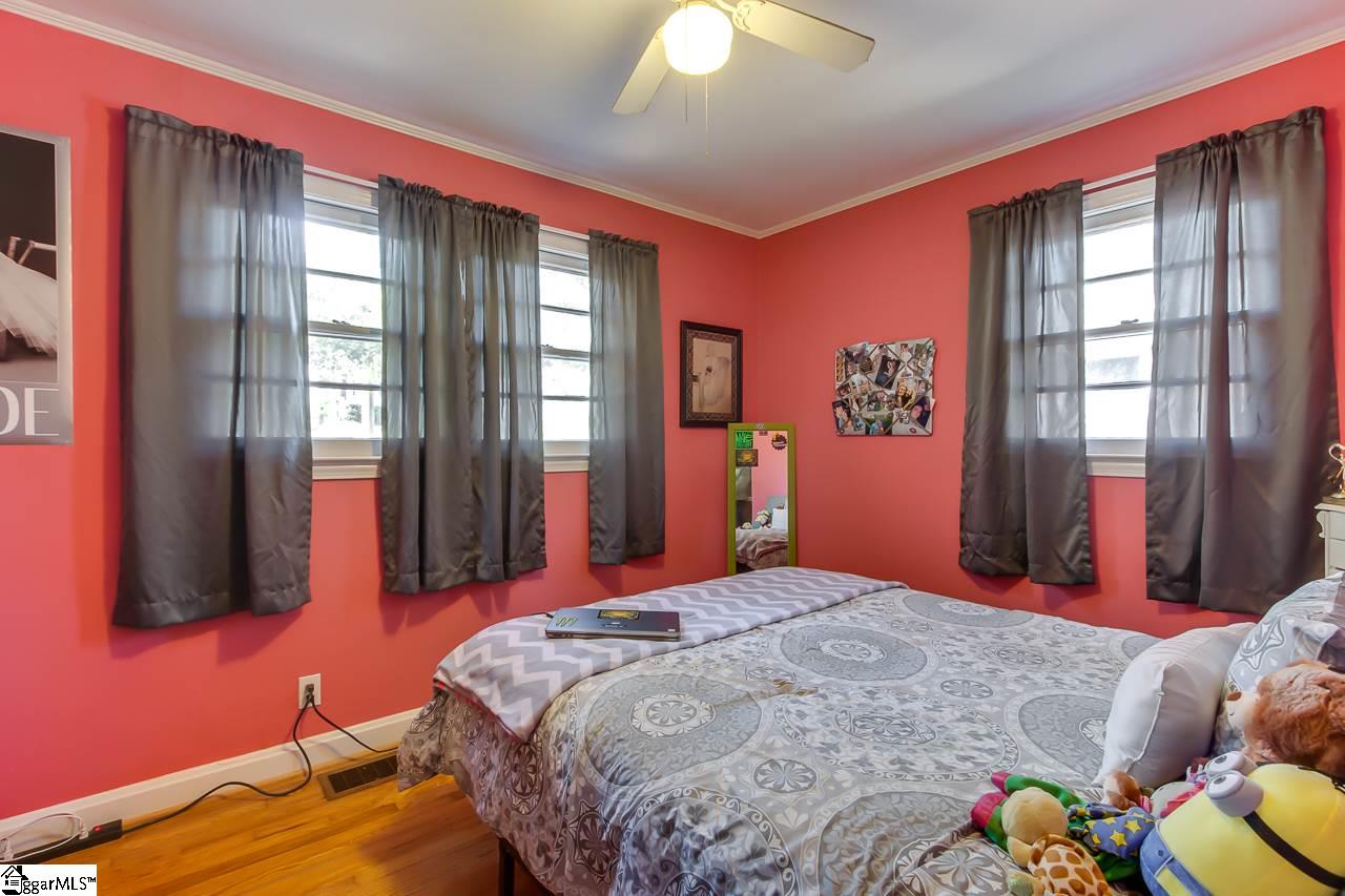 4200 Edwards Road Taylors, SC 29687 - Photo 21 of 29 Gallery Image 21
