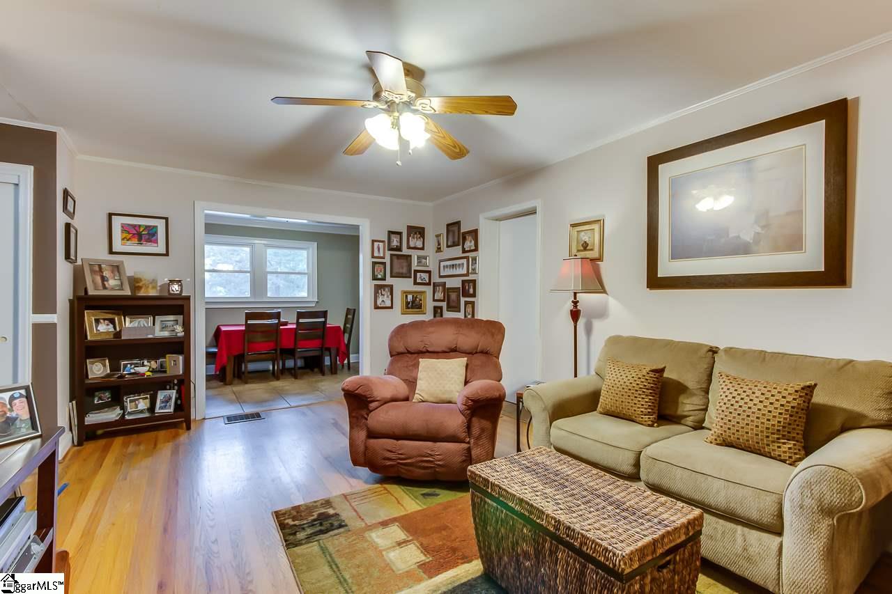4200 Edwards Road Taylors, SC 29687 - Photo 8 of 29 Gallery Image 8