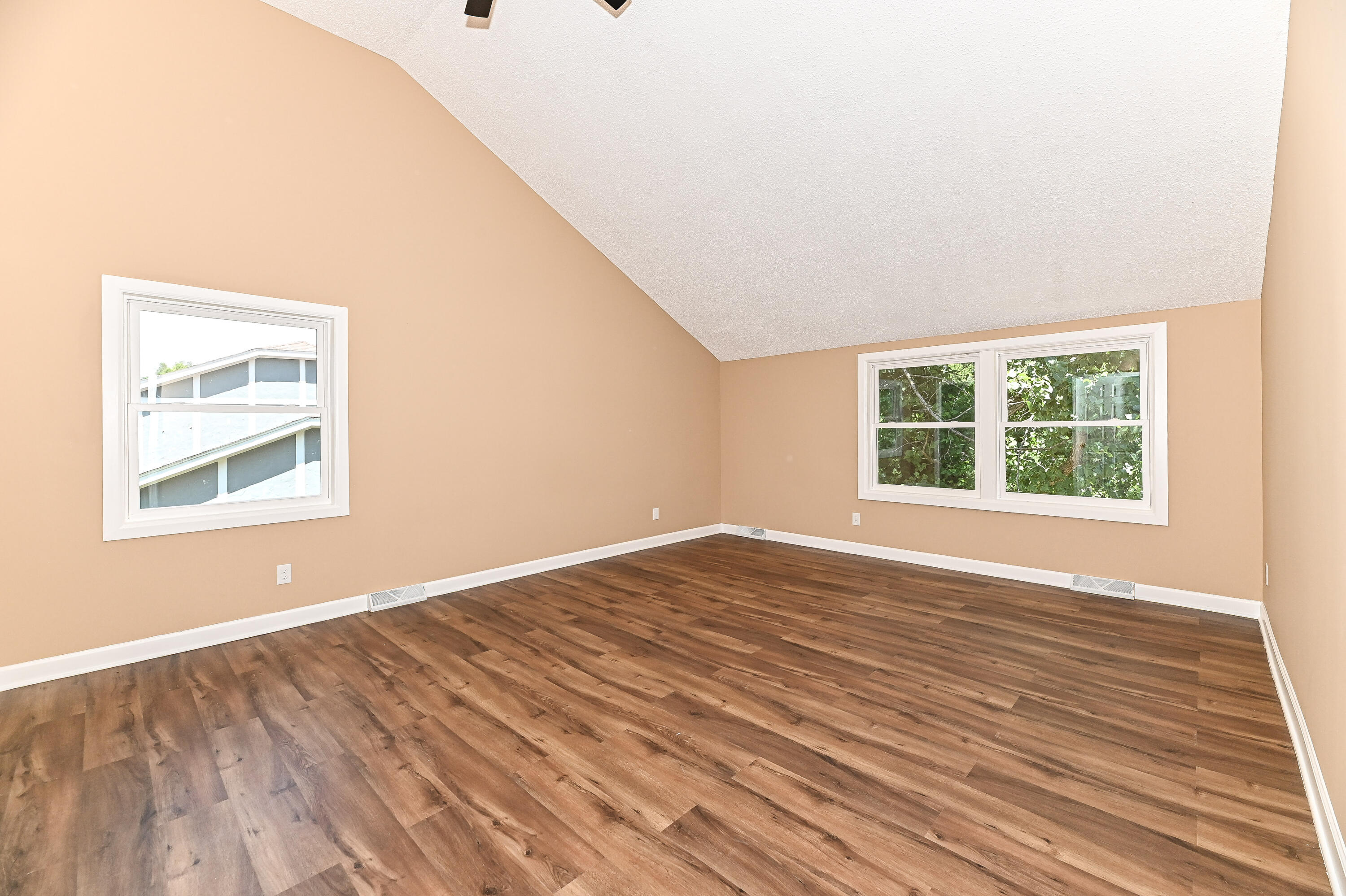 5344 Willowview Road Caledonia, WI 53402 - Photo 22 of 44 willowview-32