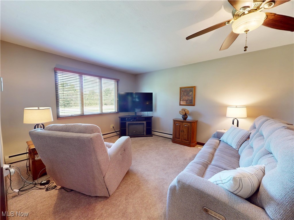 11637 Ravenna Road Chardon, OH 44024 - Photo 18 of 35