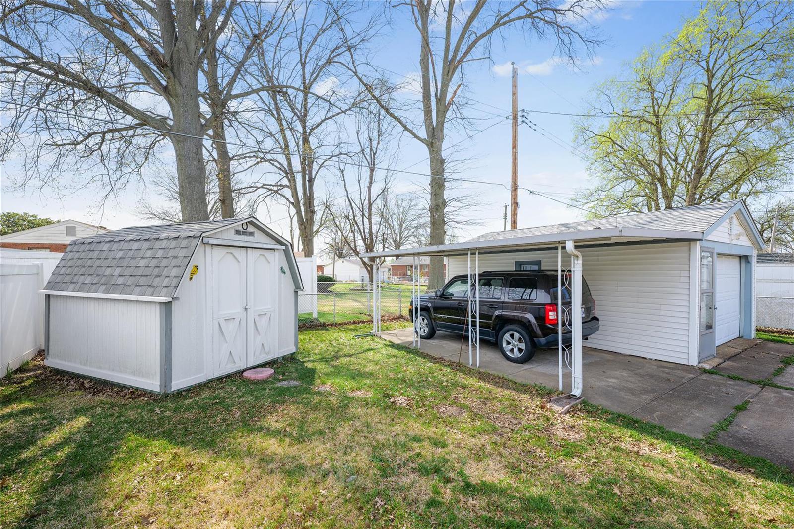 112 Union Road St. Louis, MO 63123 - Photo 17 of 20