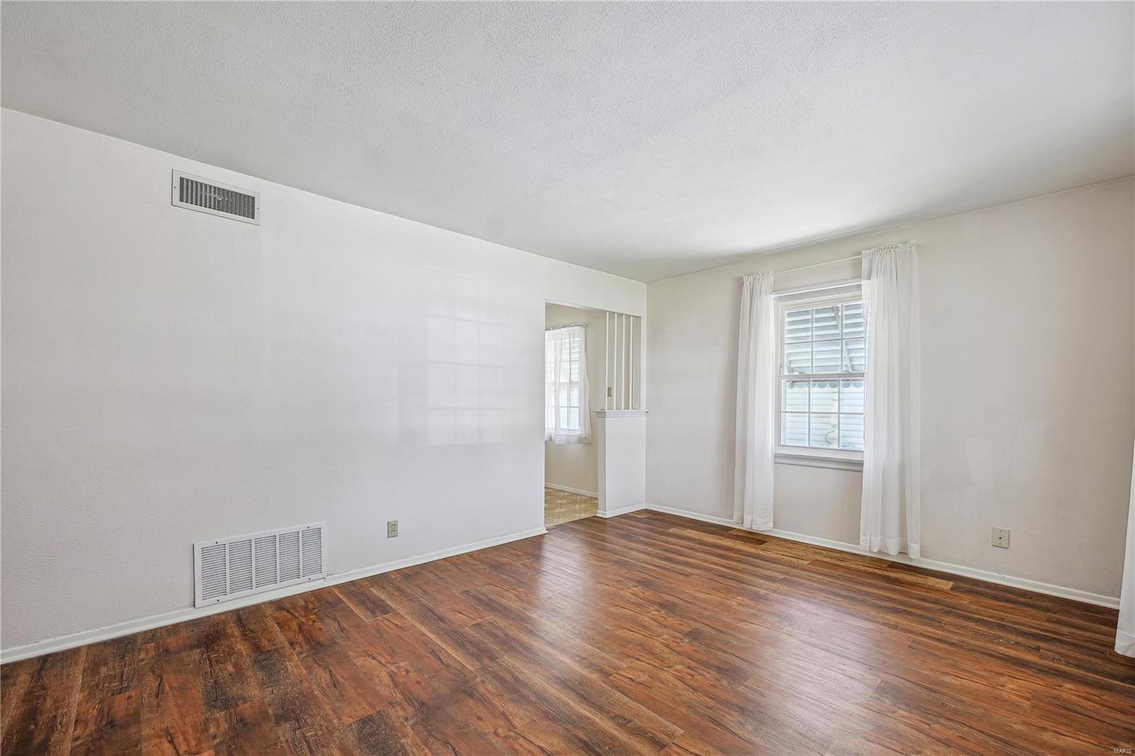 112 Union Road St. Louis, MO 63123 - Photo 4 of 20