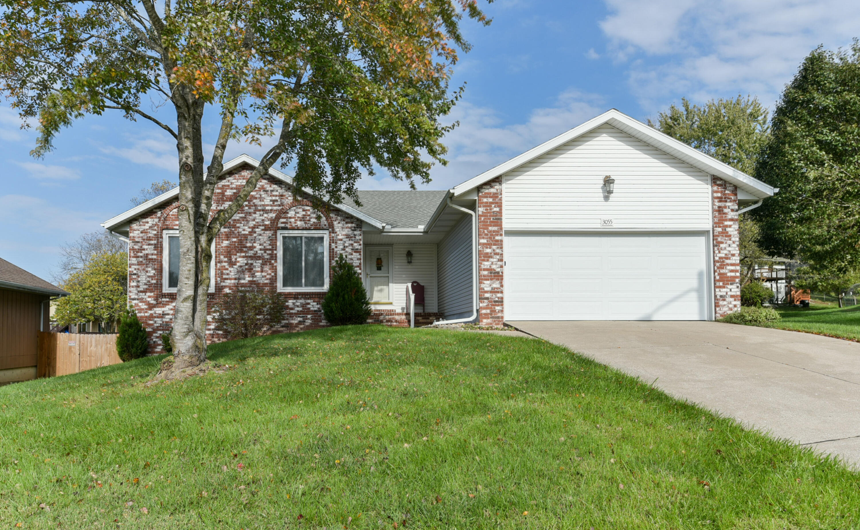 3055 East Ragan Court Springfield, MO 65804 - Photo 1 of 1 DSC_2414