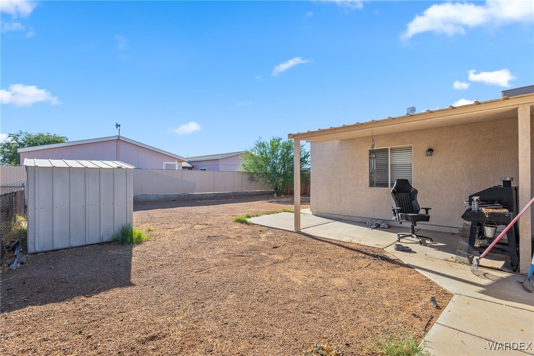 548 Ramar Road Bullhead City, AZ 86442 - Photo 6 of 21 Yard