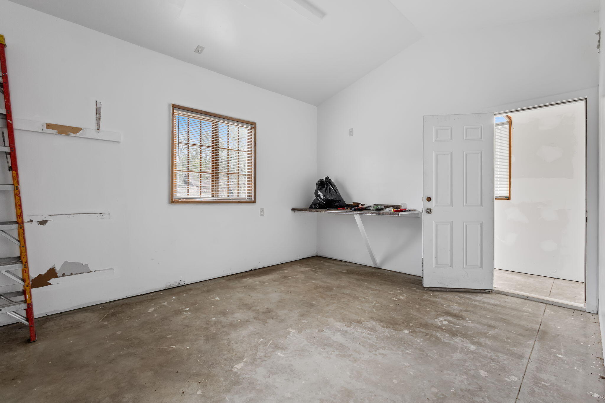 2549 East 1100 North Demotte, IN 46310 - Photo 60 of 74 2048x1365