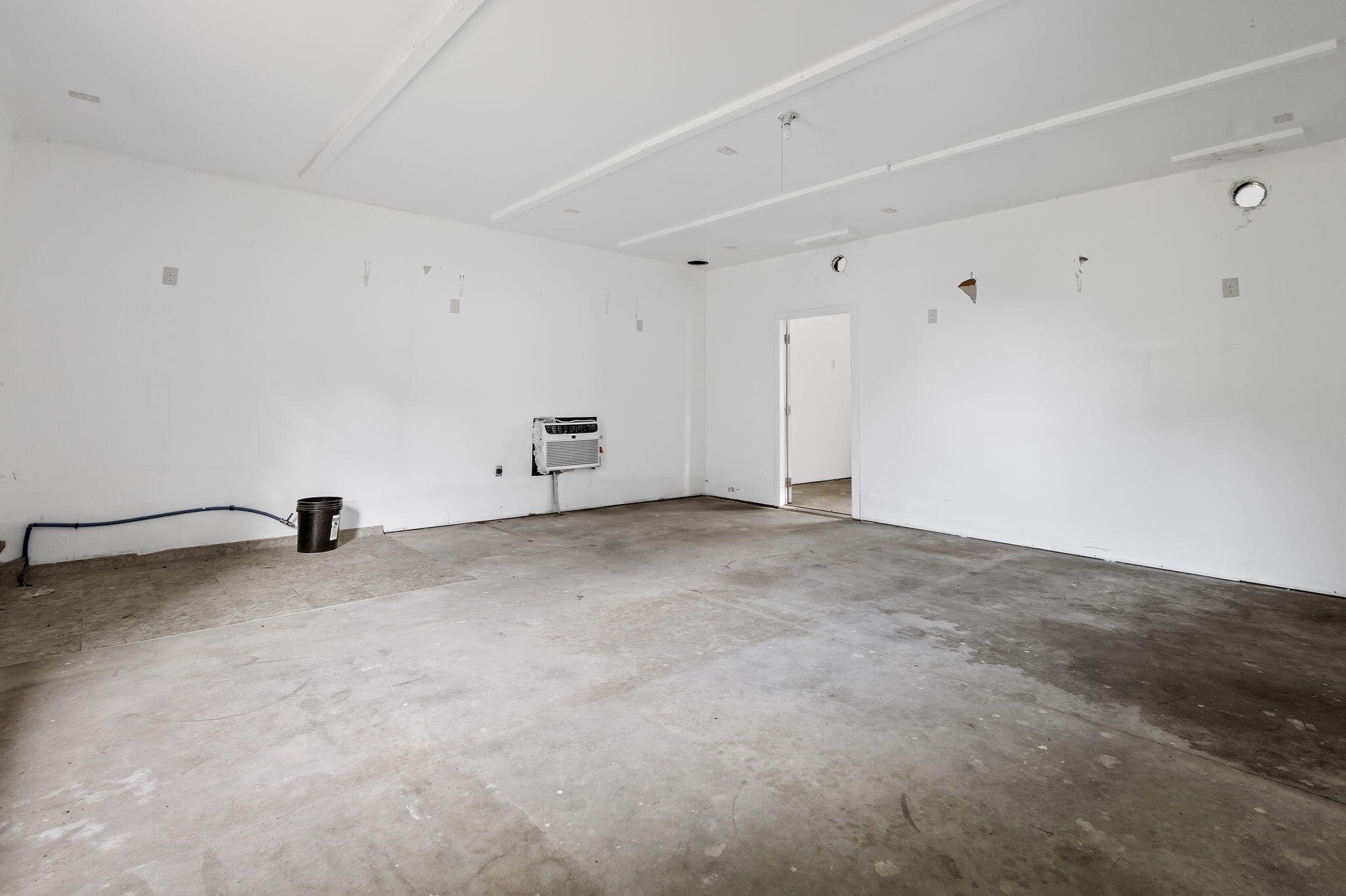 2549 East 1100 North Demotte, IN 46310 - Photo 61 of 74 a view of an empty room