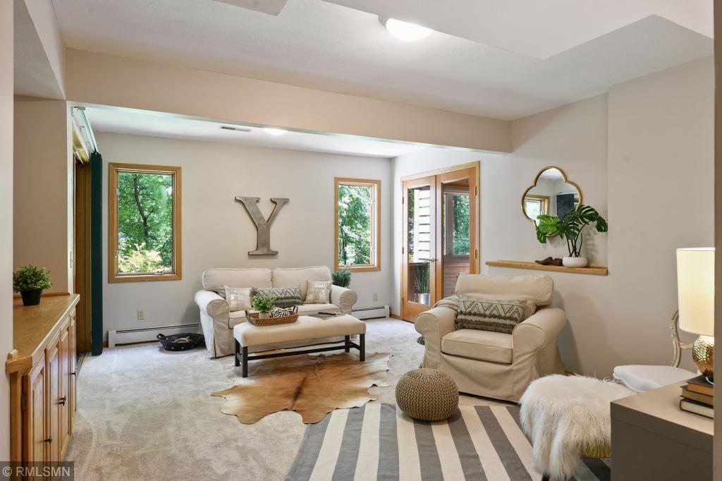 689 Stonewood Road Eagan, MN 55123 - Photo 39 of 64