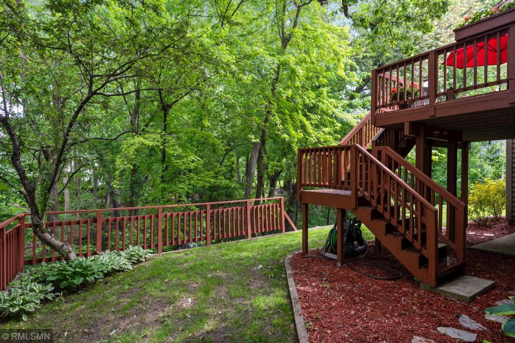 689 Stonewood Road Eagan, MN 55123 - Photo 53 of 64