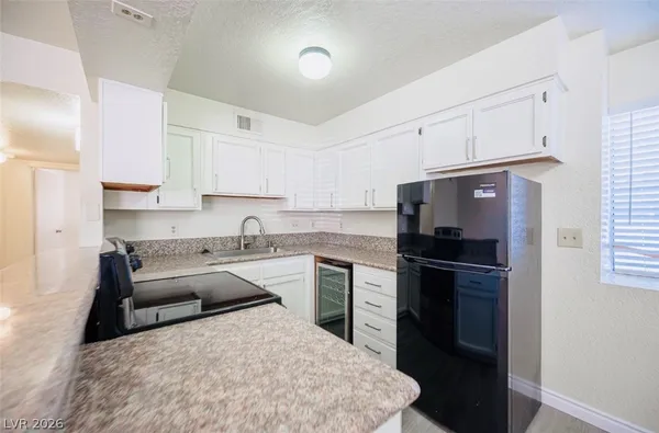 $1,295 | 5336 Mancos Court, Unit 2, Las Vegas, NV 89119