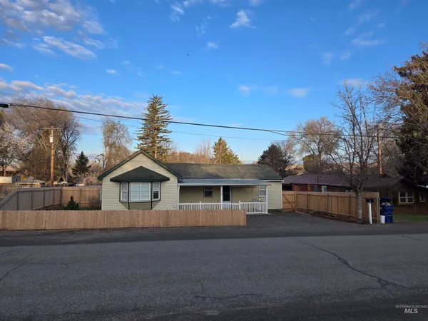 $259,000 | 330 East Avenue South, Hagerman, ID 83332