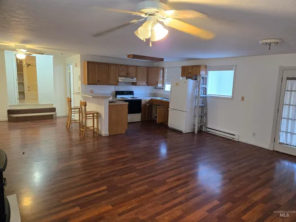 $259,000 | 330 East Avenue South, Hagerman, ID 83332