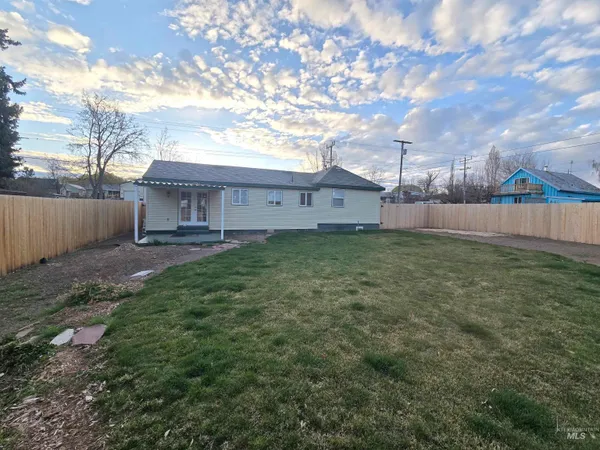 $259,000 | 330 East Avenue South, Hagerman, ID 83332