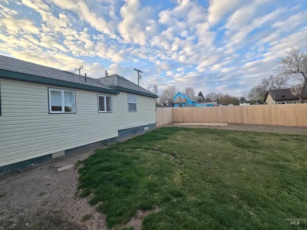 $259,000 | 330 East Avenue South, Hagerman, ID 83332