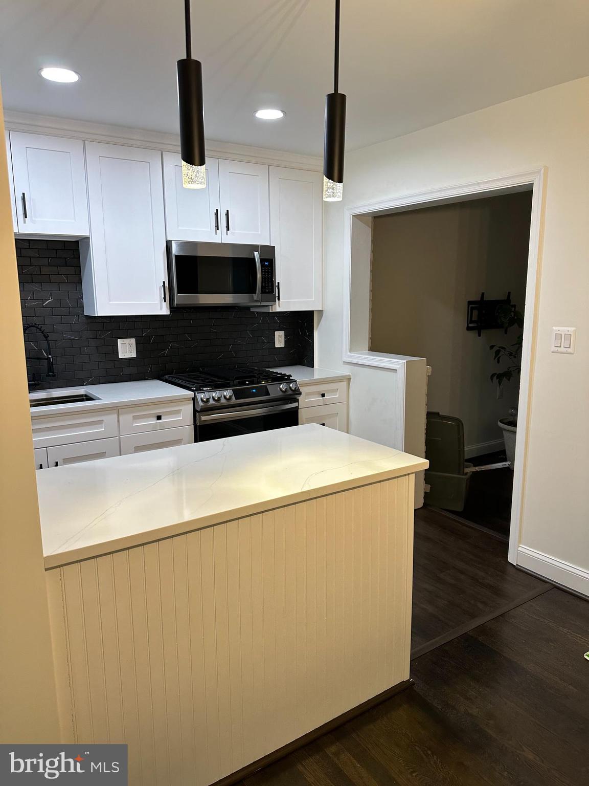7319 Conley Street Baltimore, MD 21224 - Photo 2 of 8