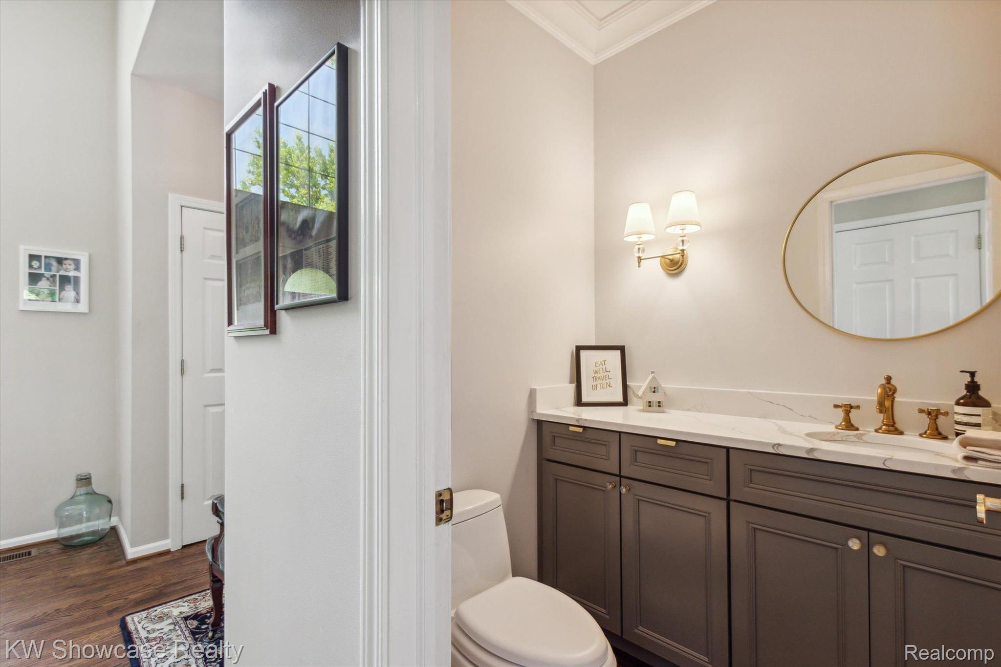 47647 Rochester Drive Novi, MI 48374 - Photo 11 of 36 1st Floor Half Bath.