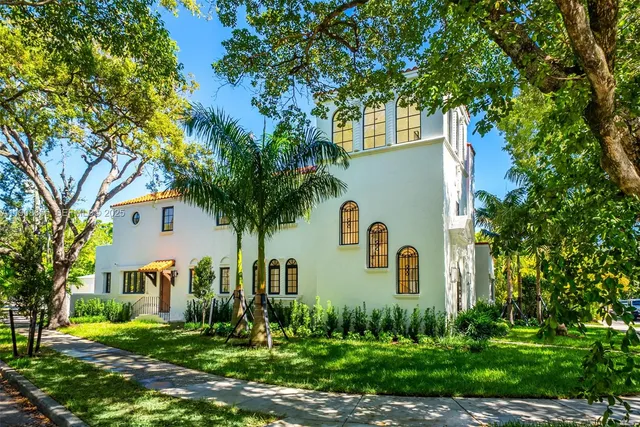 $7,999,000 | 601 Northeast 56th Street, Miami, FL 33137