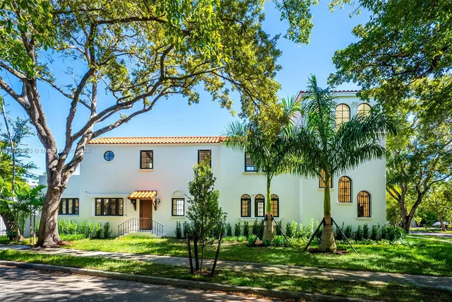 $7,999,000 | 601 Northeast 56th Street, Miami, FL 33137