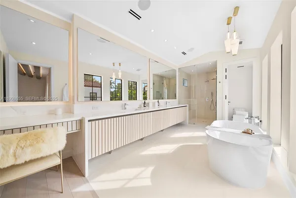 $7,974,000 | 601 Northeast 56th Street, Miami, FL 33137