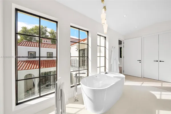 $7,974,000 | 601 Northeast 56th Street, Miami, FL 33137