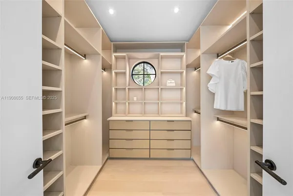 $7,974,000 | 601 Northeast 56th Street, Miami, FL 33137