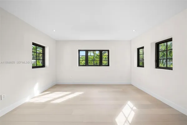 $7,974,000 | 601 Northeast 56th Street, Miami, FL 33137