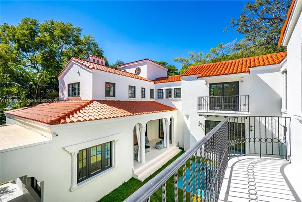 $7,974,000 | 601 Northeast 56th Street, Miami, FL 33137