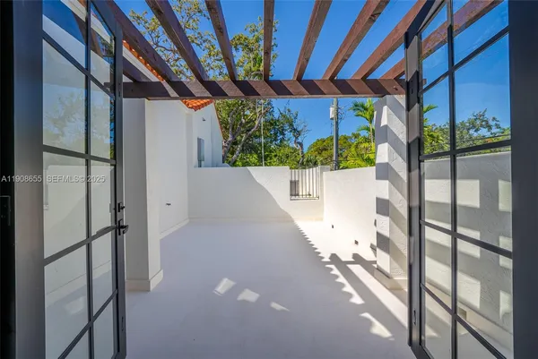 $7,974,000 | 601 Northeast 56th Street, Miami, FL 33137