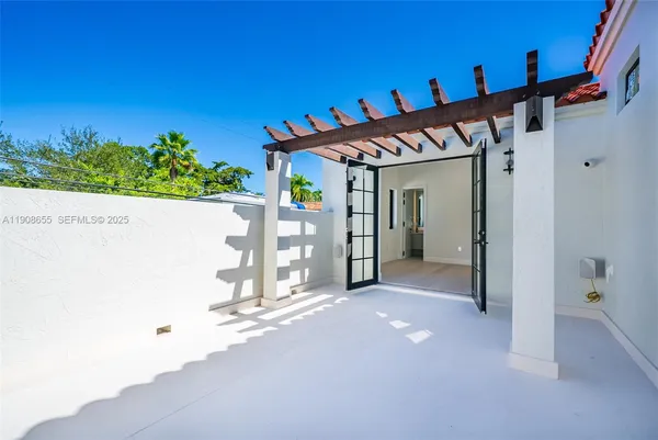 $7,974,000 | 601 Northeast 56th Street, Miami, FL 33137