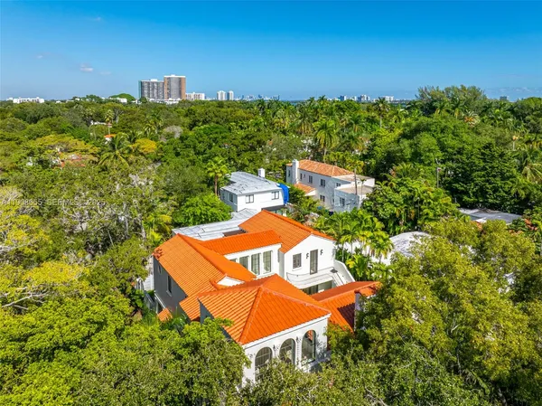 $7,974,000 | 601 Northeast 56th Street, Miami, FL 33137