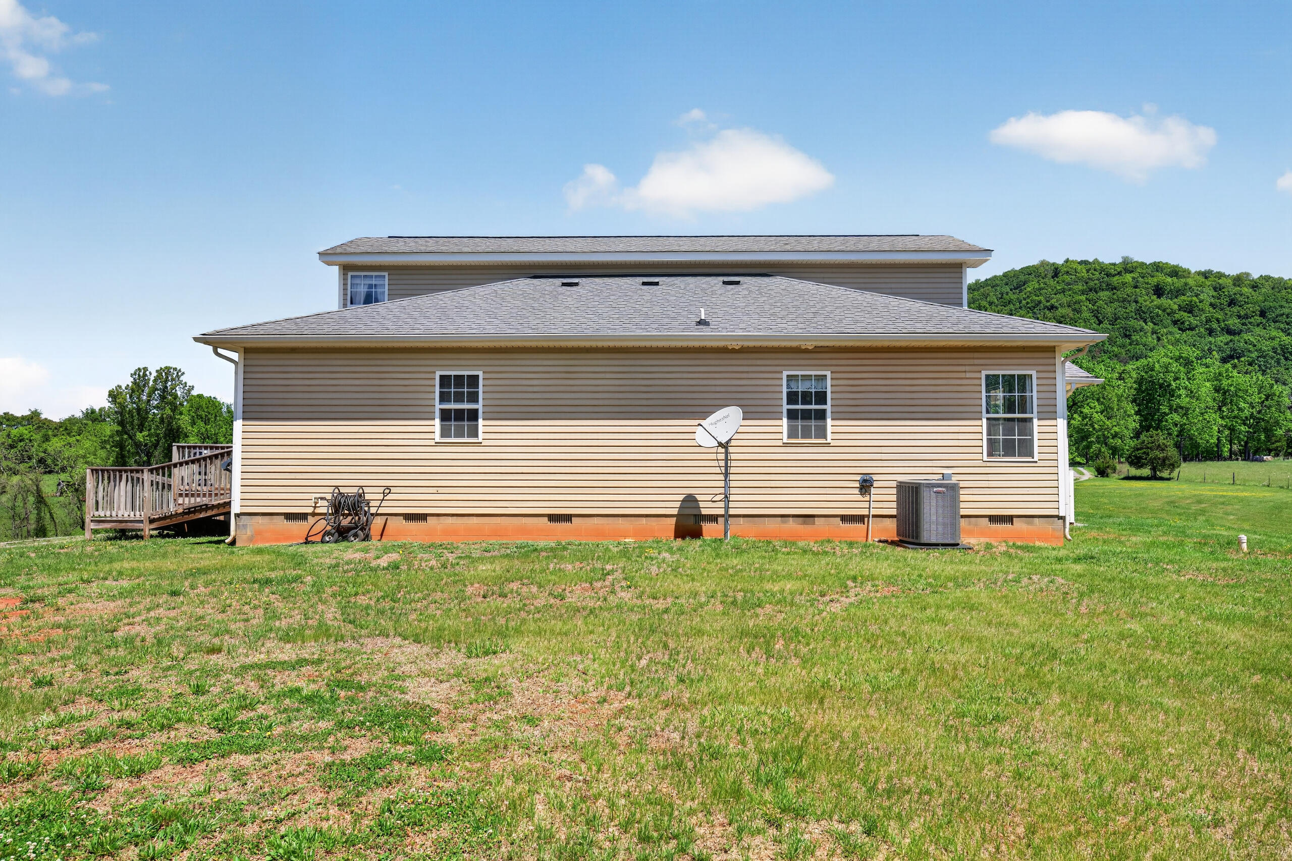 1633 Pilot Mountain Road Moneta, VA 24121 - Photo 99 of 103 Exterior