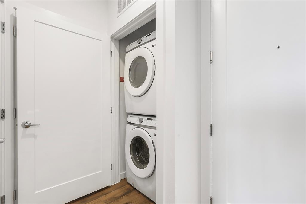 4801 Springdale Road Austin, TX 78723 - Photo 14 of 19 a utility room with dryer and washer