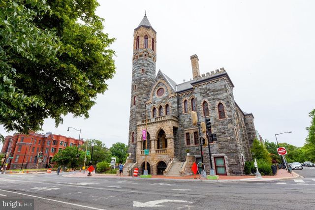 $1,530,000 | 609 Maryland Avenue Northeast, Unit 4, Washington, DC 20002