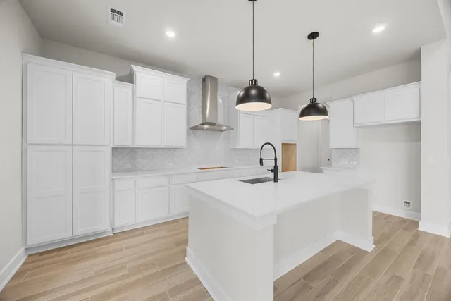 $734,983 | 1201 Main Street, Liberty Hill, TX 78642