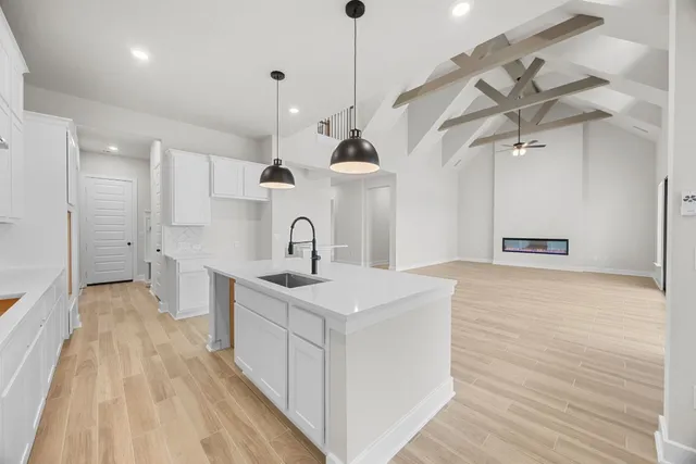 $734,983 | 1201 Main Street, Liberty Hill, TX 78642