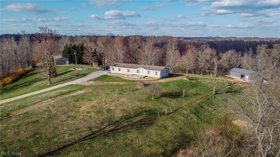 610 Shay Ridge Road Newport, OH 45768 - Photo 1 of 29