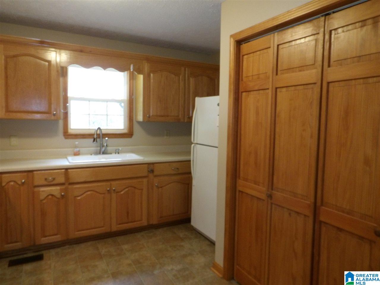 4850 Peeks Hill Road Ohatchee, AL 36271 - Photo 11 of 47 Gallery Image 11