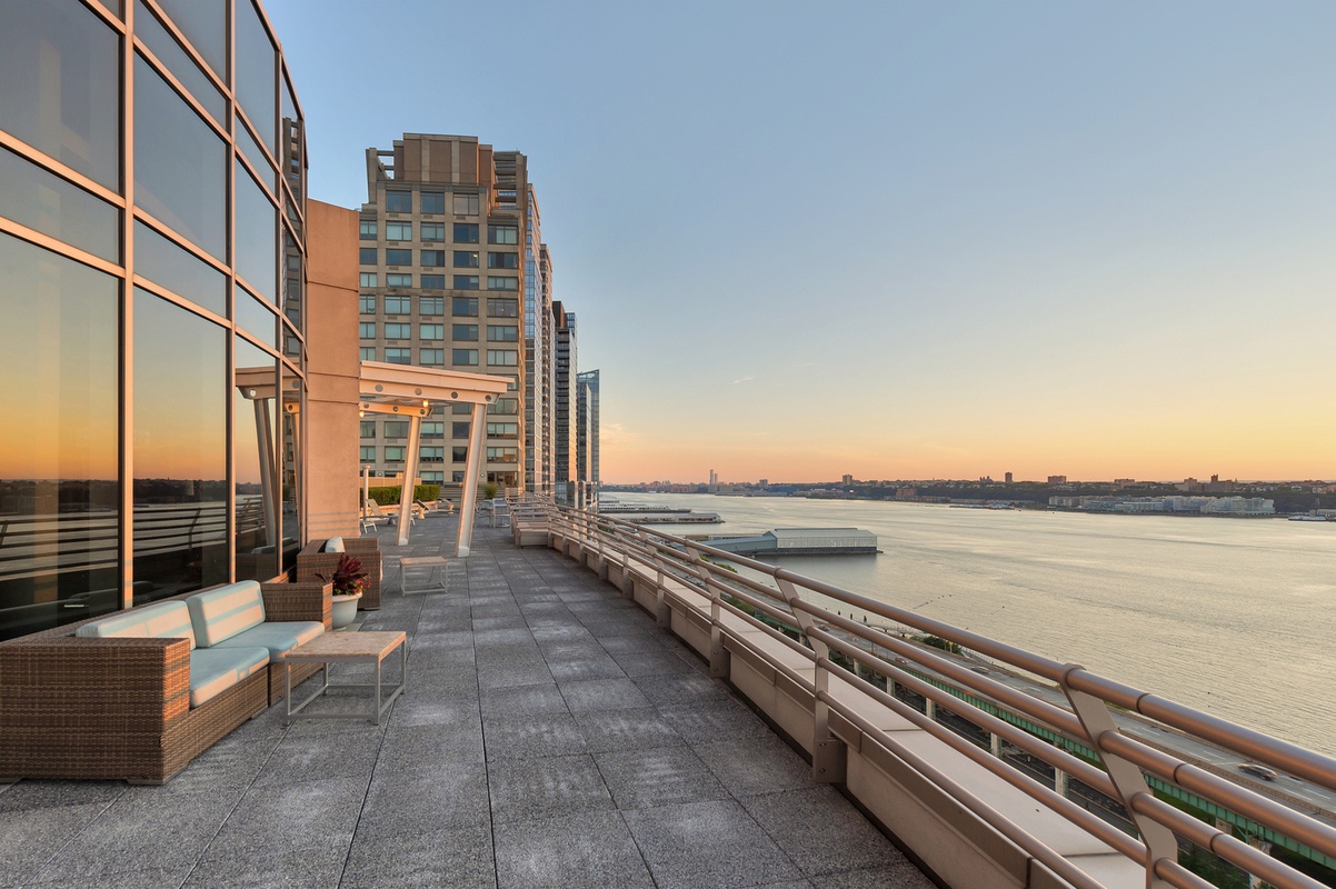 120 Riverside Boulevard, Unit 8J Manhattan, NY 10069 - Photo 6 of 13 a view of terrace with city view