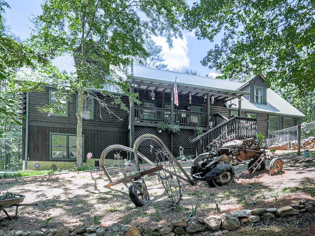 13 Wolf Cliff Rd Northeast  