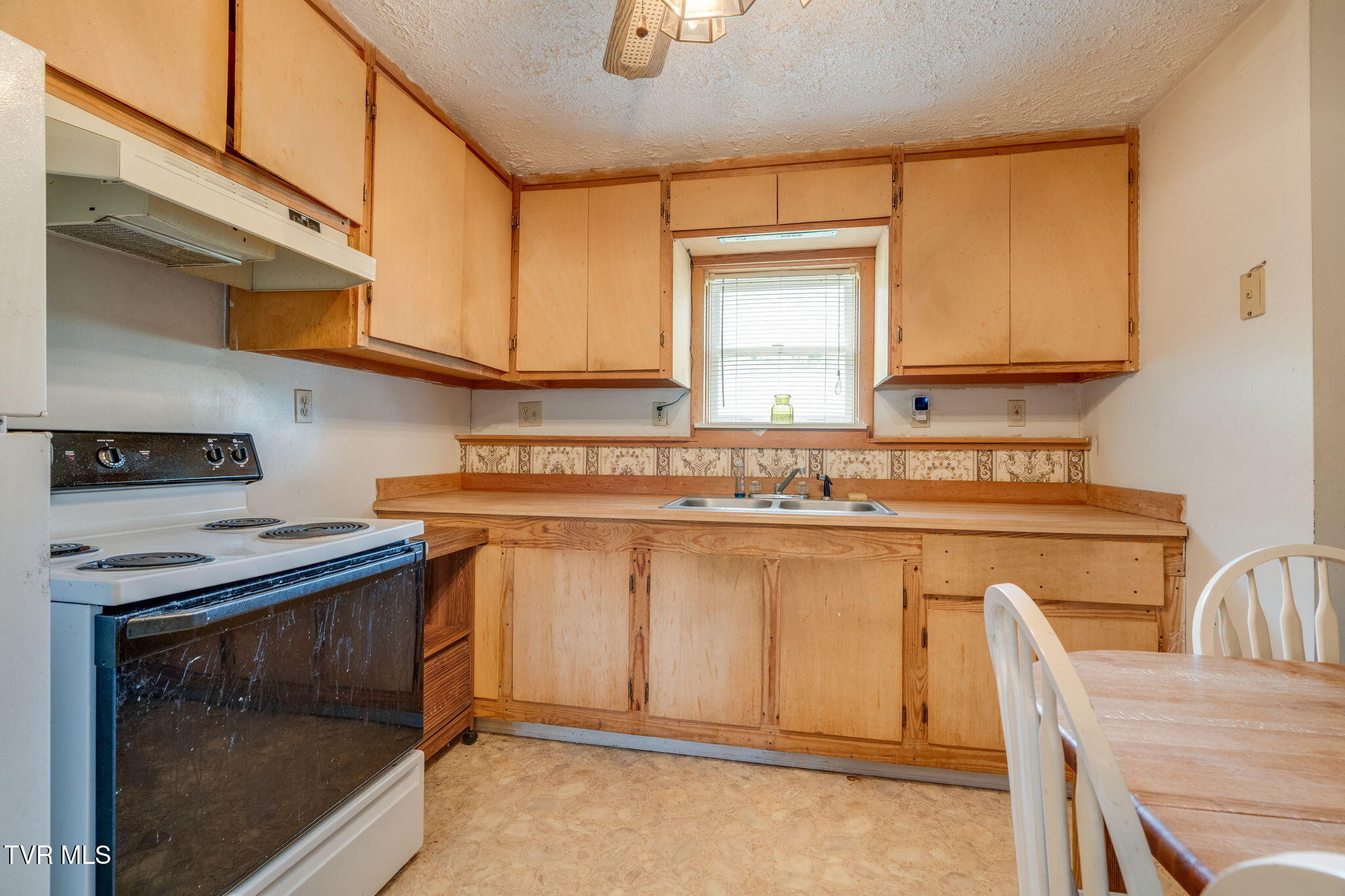 132 Old Country Road Church Hill, TN 37642 - Photo 23 of 46 23O